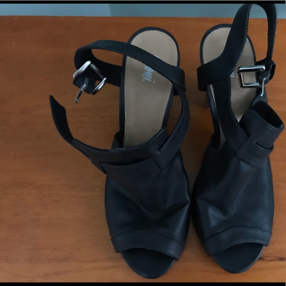 Fiona Black sandal
